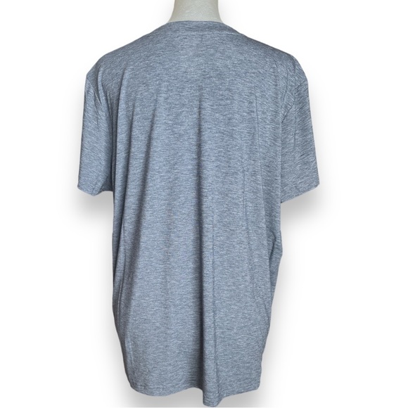 NWT NFL Fan Gear Woman’s New England Patriots Logo T-Shirt Size Large - Picture 13 of 16